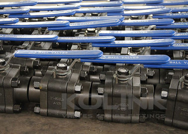2pc gesmeed stalen kogelklep, gesweisd met stopcontact / NPT-eind, CL150-1500 A105 F304